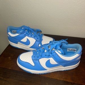Nike blue low dunks size 5Y